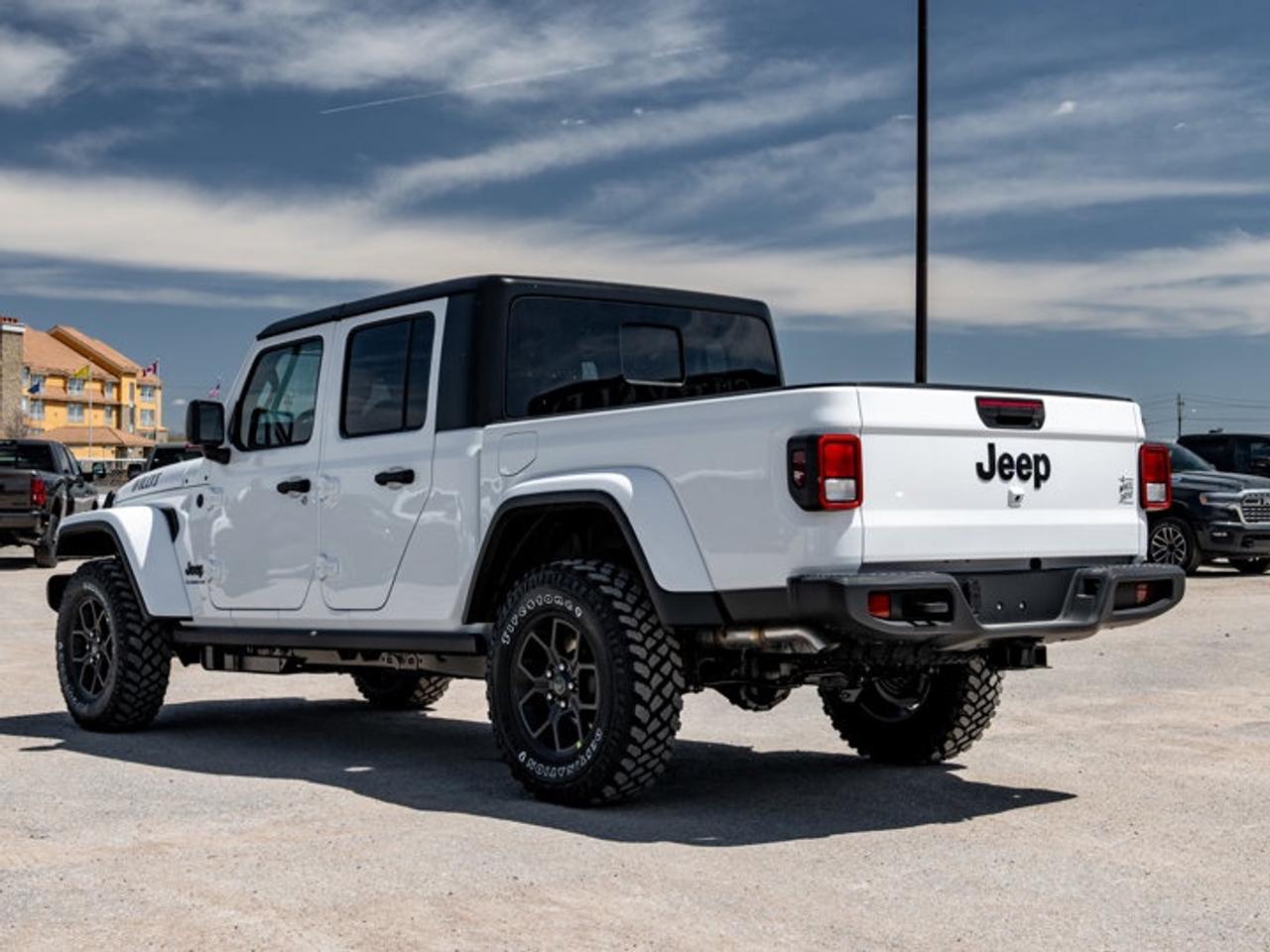 2026 Jeep Gladiator Willys Photo