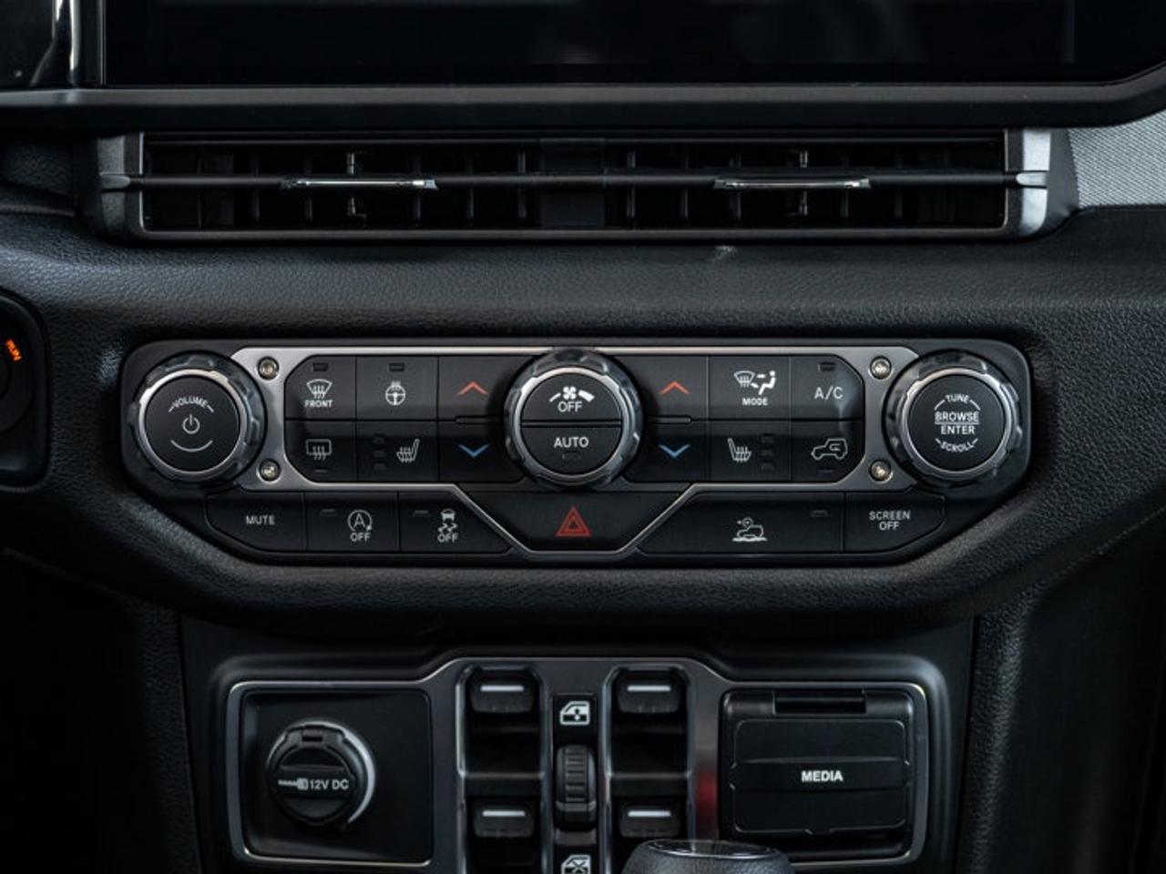2026 Jeep Gladiator Willys Photo