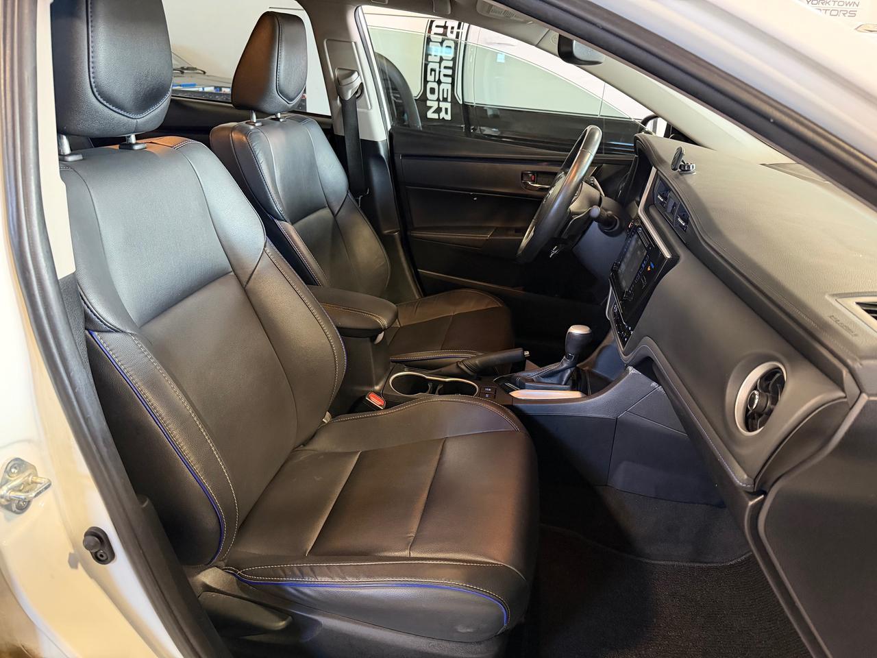 2019 Toyota Corolla XSE | HEATED SEATS | HEATED STEERING| LEATHER Photo