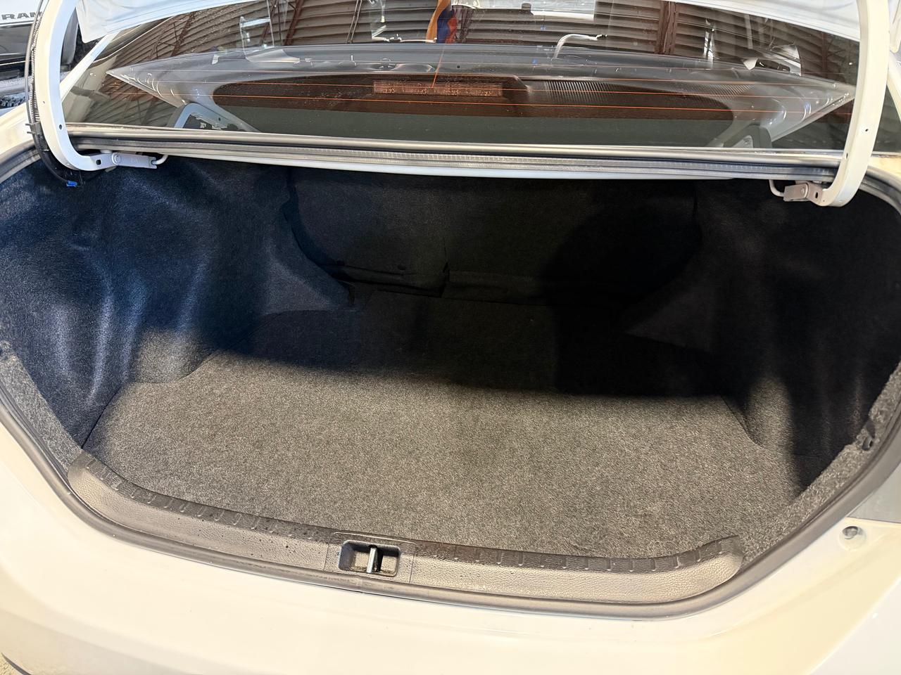 2019 Toyota Corolla XSE | HEATED SEATS | HEATED STEERING| LEATHER Photo