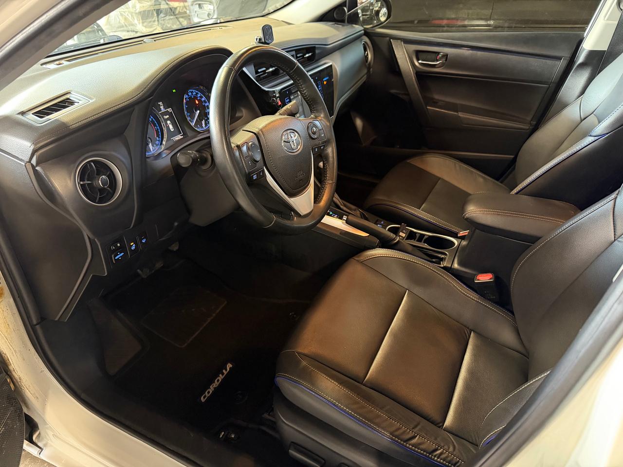 2019 Toyota Corolla XSE | HEATED SEATS | HEATED STEERING| LEATHER Photo