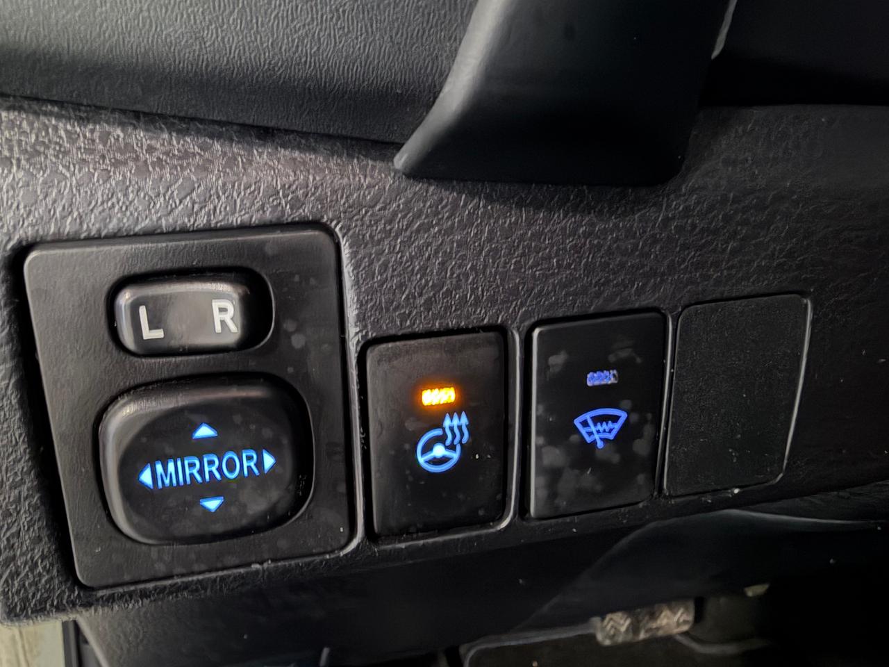 2019 Toyota Corolla XSE | HEATED SEATS | HEATED STEERING| LEATHER Photo
