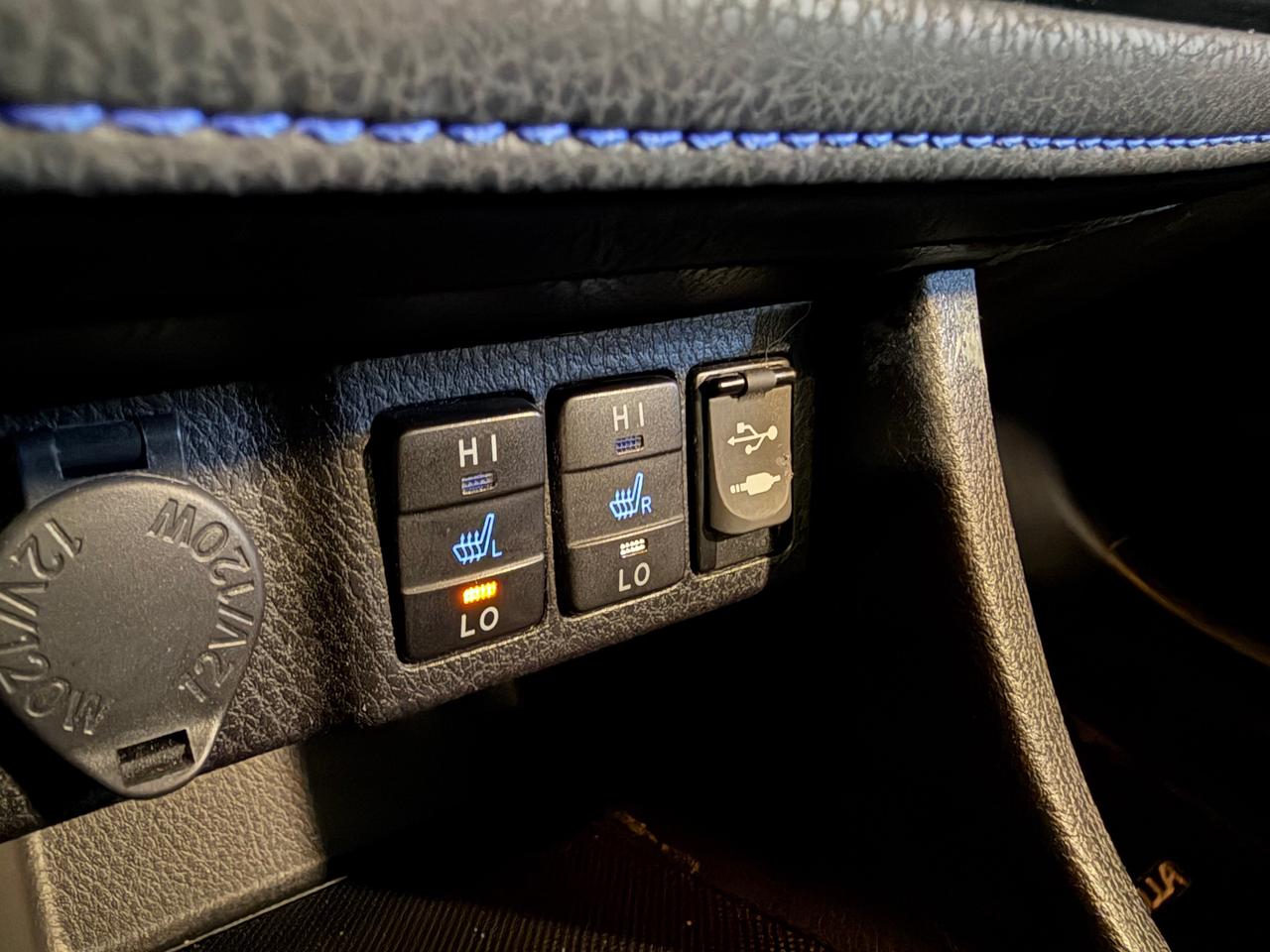 2019 Toyota Corolla XSE | HEATED SEATS | HEATED STEERING| LEATHER Photo