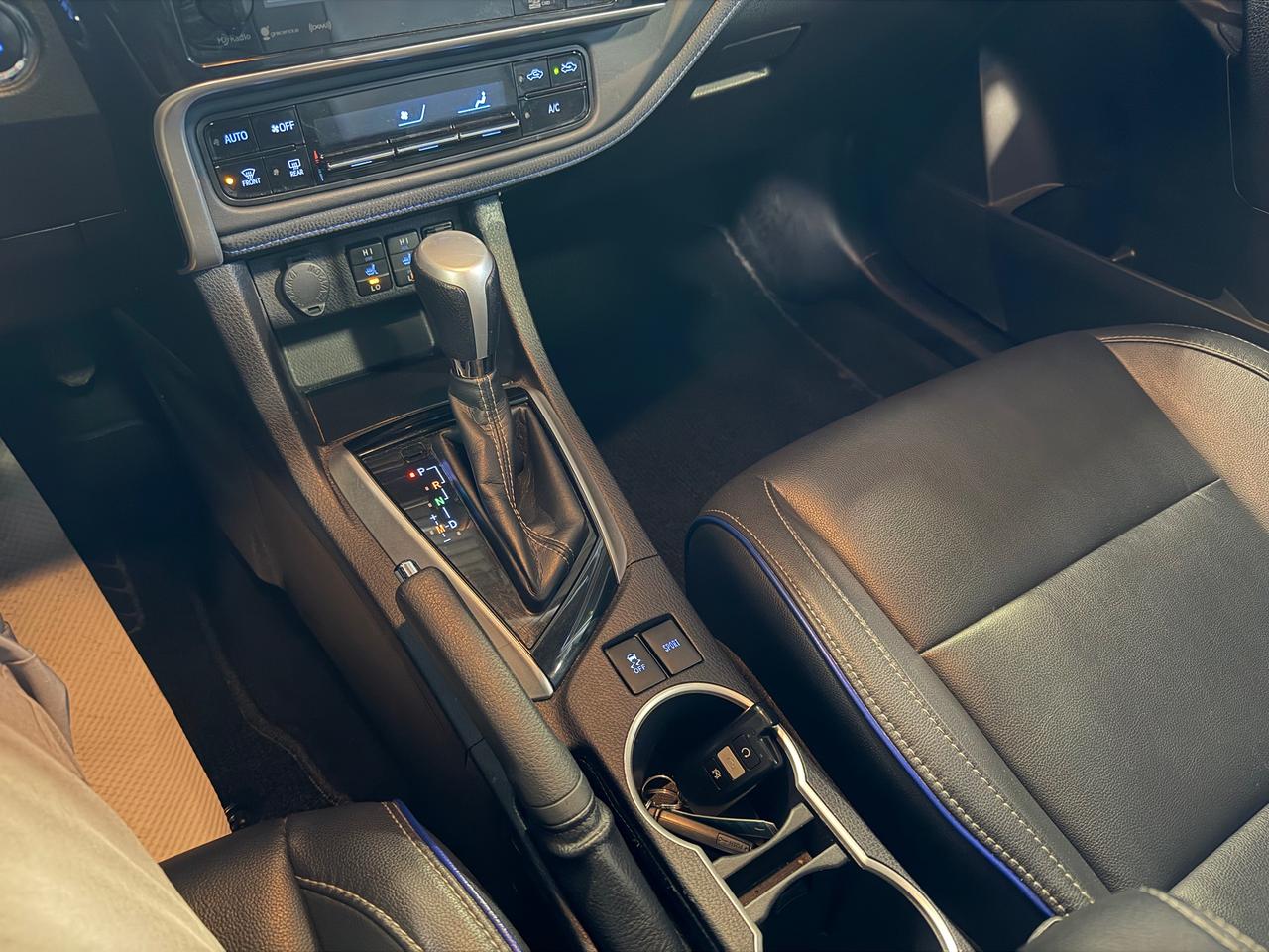 2019 Toyota Corolla XSE | HEATED SEATS | HEATED STEERING| LEATHER Photo