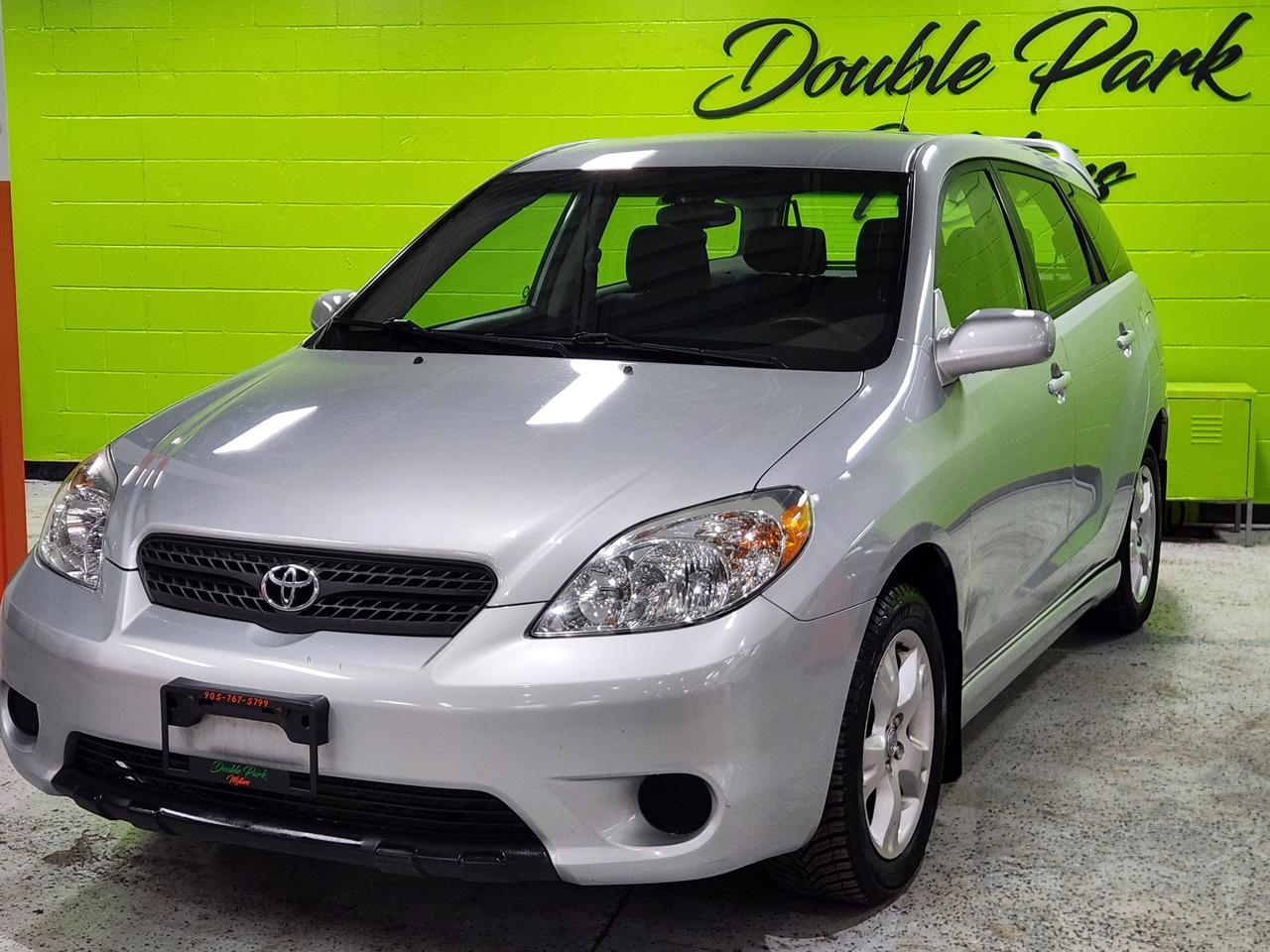 2006 Toyota Matrix XR ONE OWNER NO ACCIDENT SUPER CLEAN ORIGINAL Photo