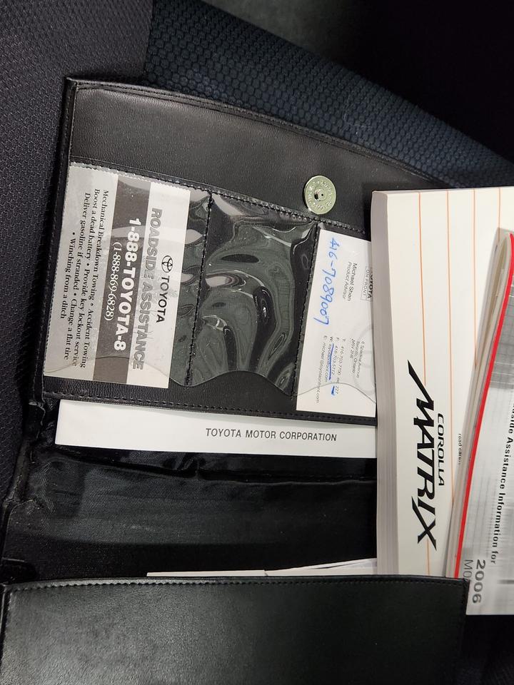 2006 Toyota Matrix XR ONE OWNER NO ACCIDENT SUPER CLEAN ORIGINAL Photo