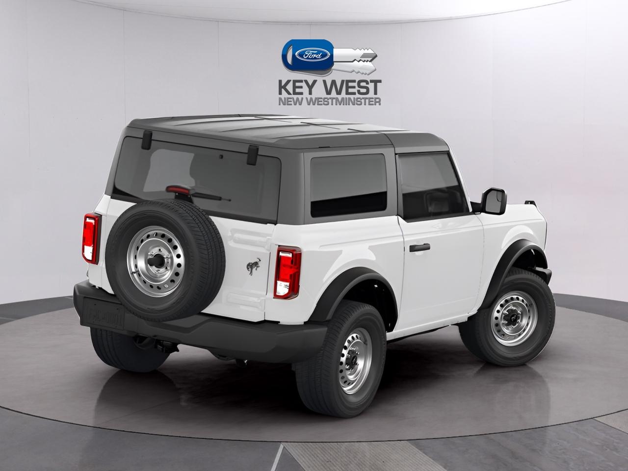 2026 Ford Bronco Base 2 Door 4x4 Photo2