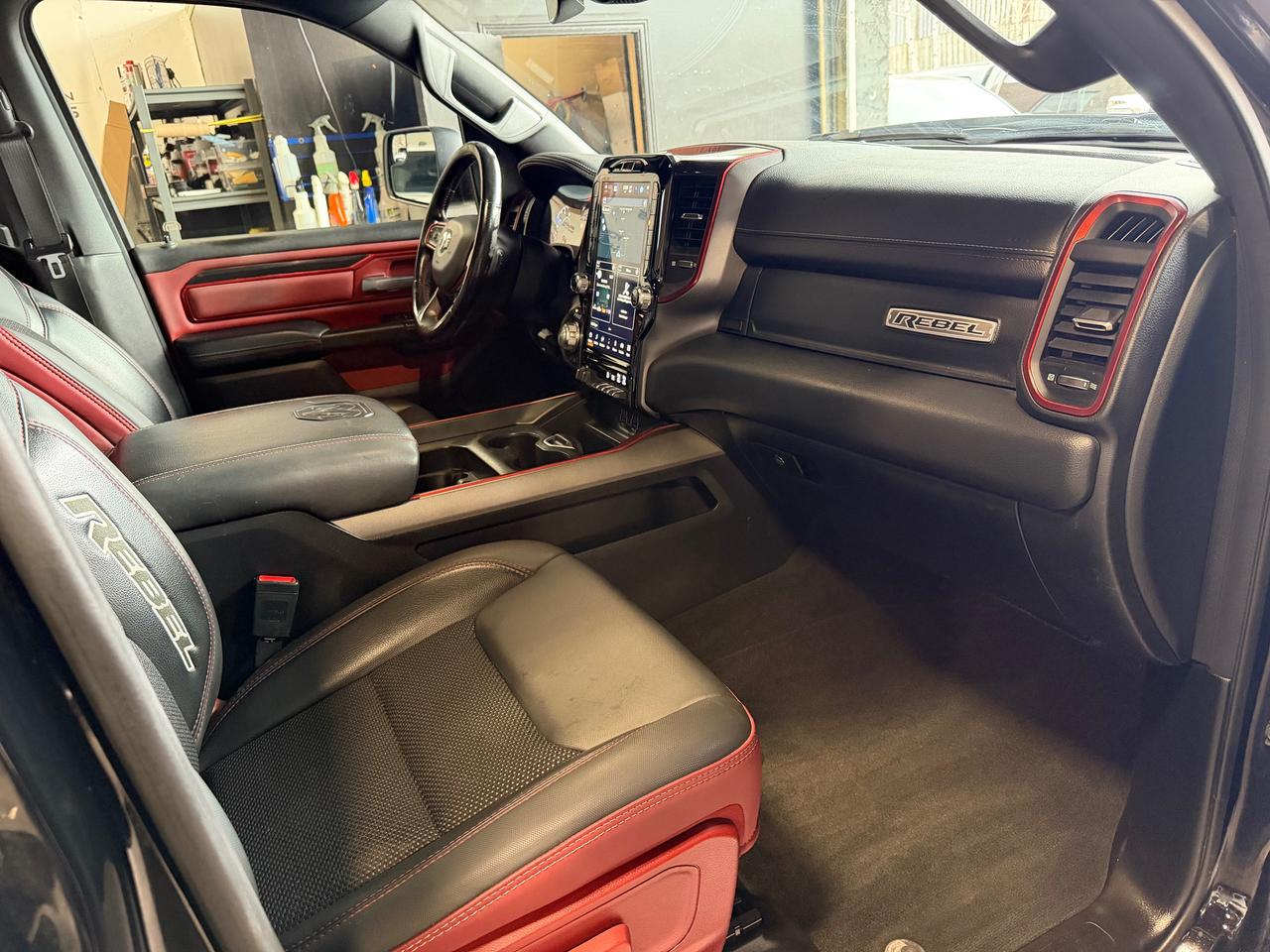 2022 RAM 1500 REBEL ECO DIESEL|CREW CAB|PANO SUNROOF| ALPINE SOU Photo4
