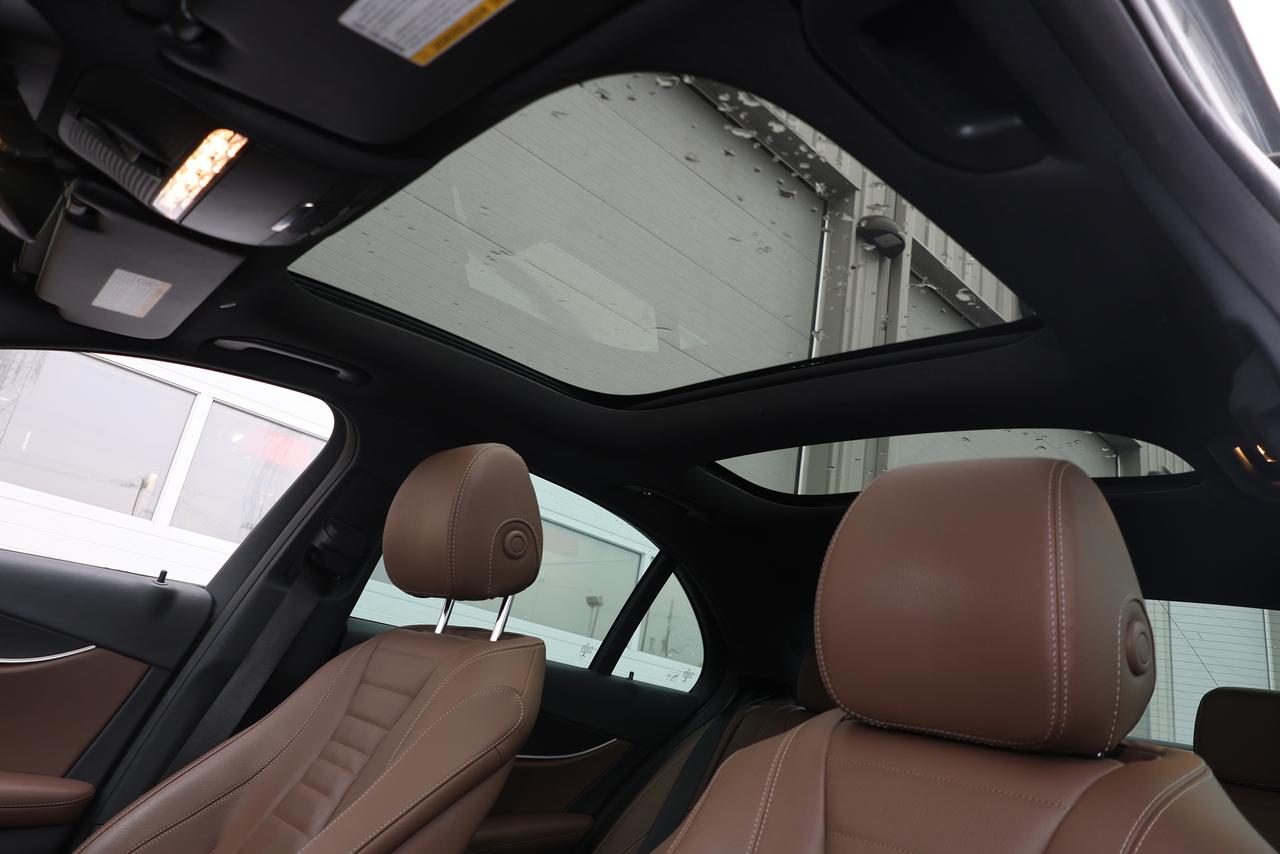 2019 Mercedes-Benz E-Class E450 4MATIC - AMGPKG|PANO|NAVI|360CAMERA Photo