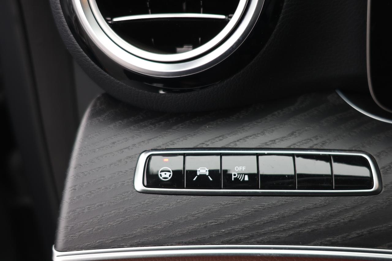 2019 Mercedes-Benz E-Class E450 4MATIC - AMGPKG|PANO|NAVI|360CAMERA Photo