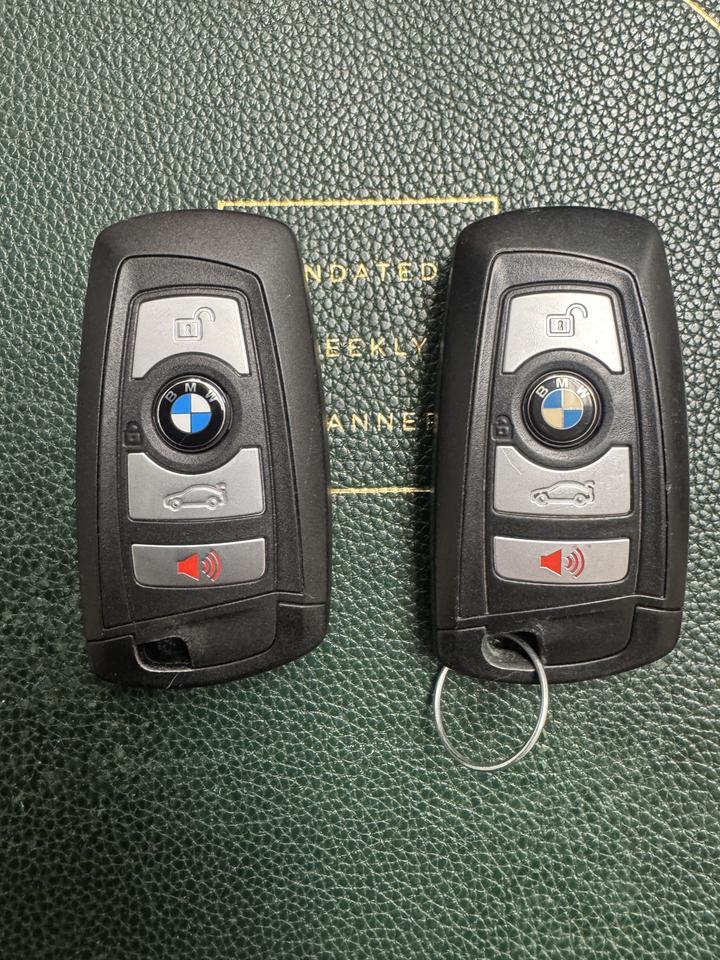 2013 BMW 5 Series 528i xDrive Photo