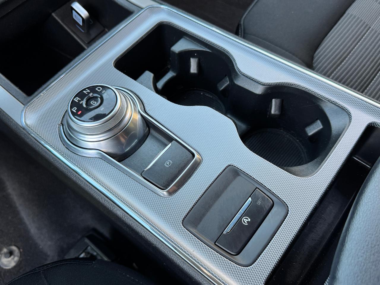 2021 Ford Edge SEL+ApplePlay+Remote Start+CLEAN CARFAX Photo