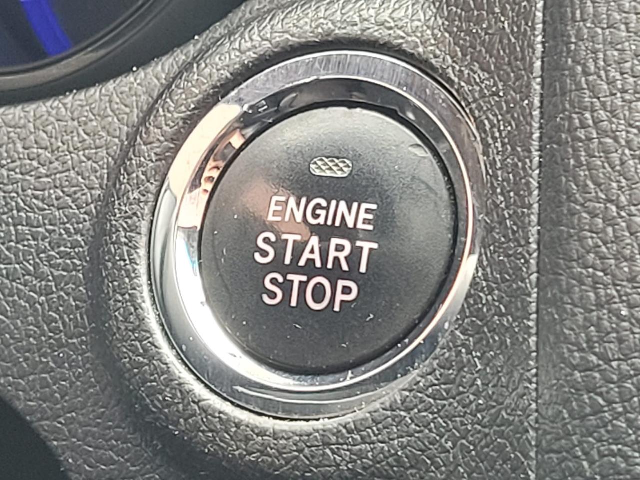 2016 Subaru Legacy 4dr Sdn CVT 3.6R w/Limited & Tech Pkg Photo