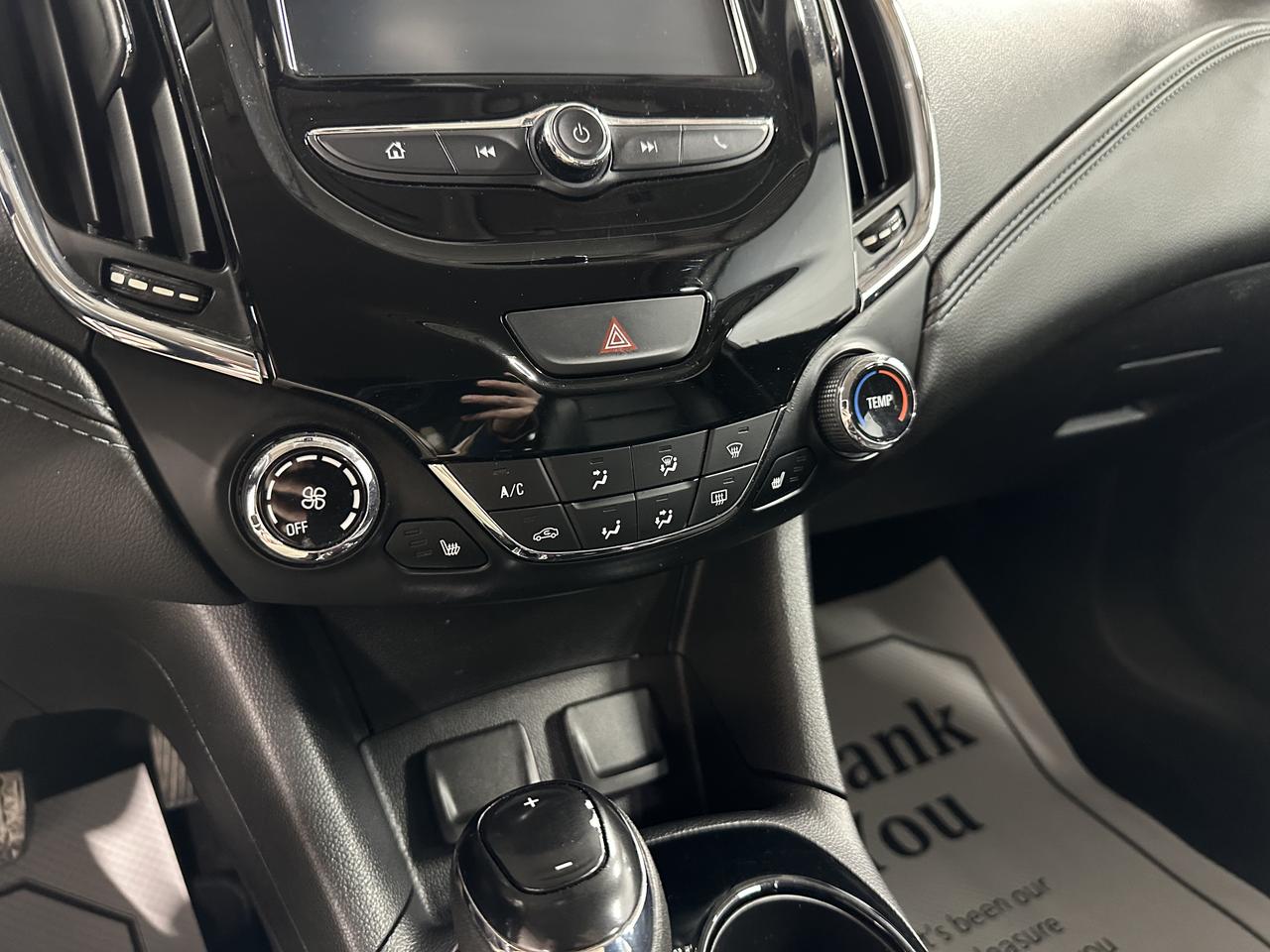 2018 Chevrolet Cruze Premier Photo