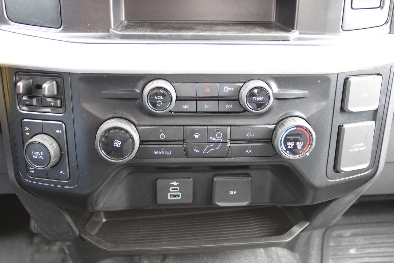 2025 Ford SUPER DUTY F-250 SRW XLT 4WD Crew Cab 8' Box Photo