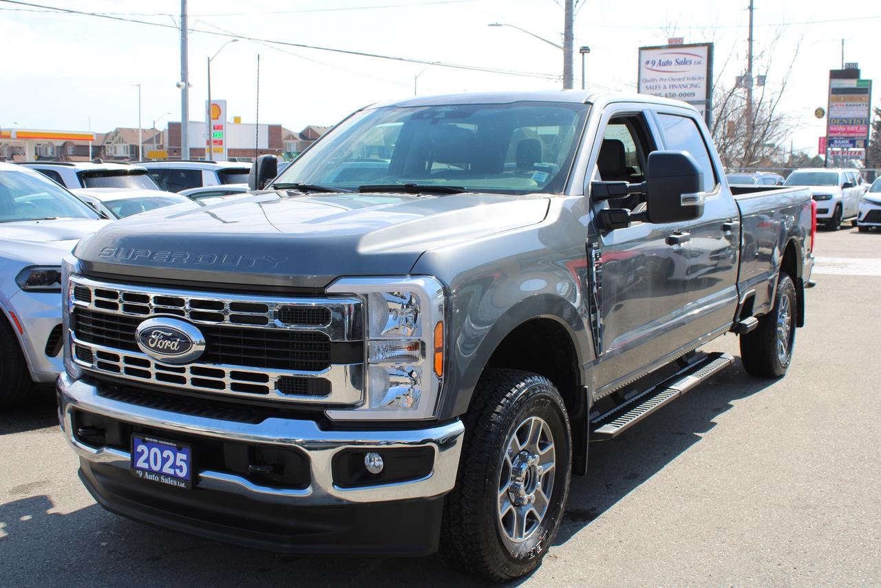 2025 Ford SUPER DUTY F-250 SRW XLT Photo2