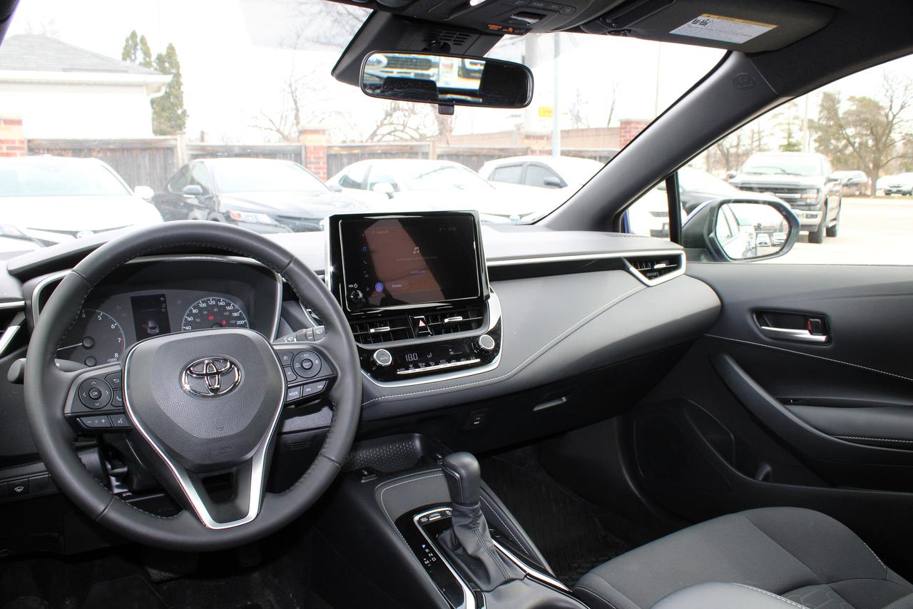 2025 Toyota Corolla SE Photo