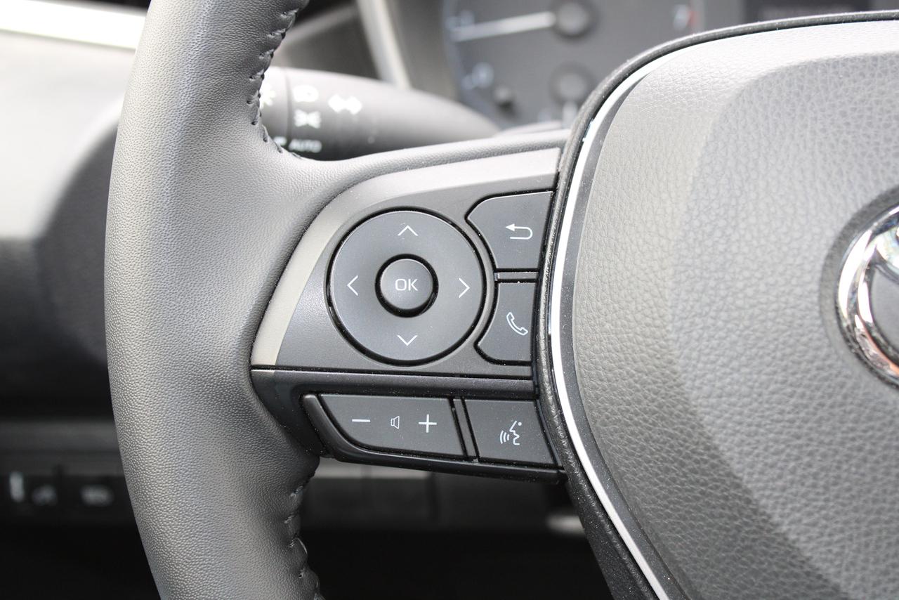 2025 Toyota Corolla SE Photo