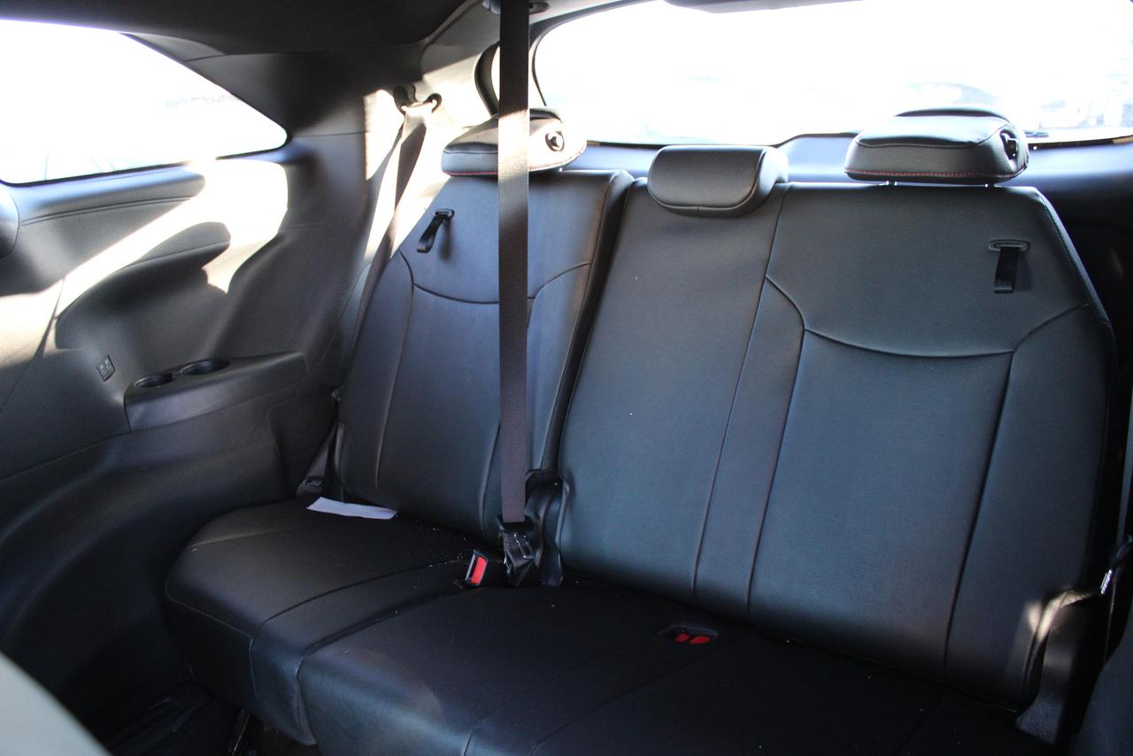 2025 Toyota Sienna XSE 7-Passenger AWD Photo
