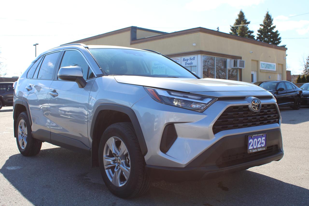2025 Toyota RAV4 XLE AWD
