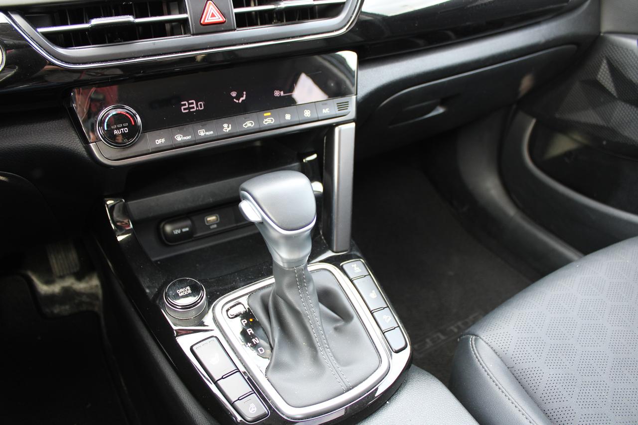 2024 Kia Seltos EX Photo