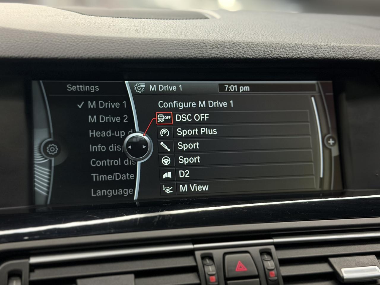 2012 BMW M5 NAV|360CAM|HUD|BSM|REAR DVD|MASSAGE| Photo