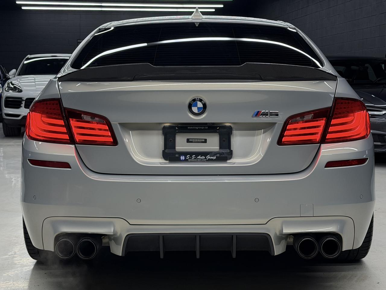 2012 BMW M5 NAV|360CAM|HUD|BSM|REAR DVD|MASSAGE| Photo4