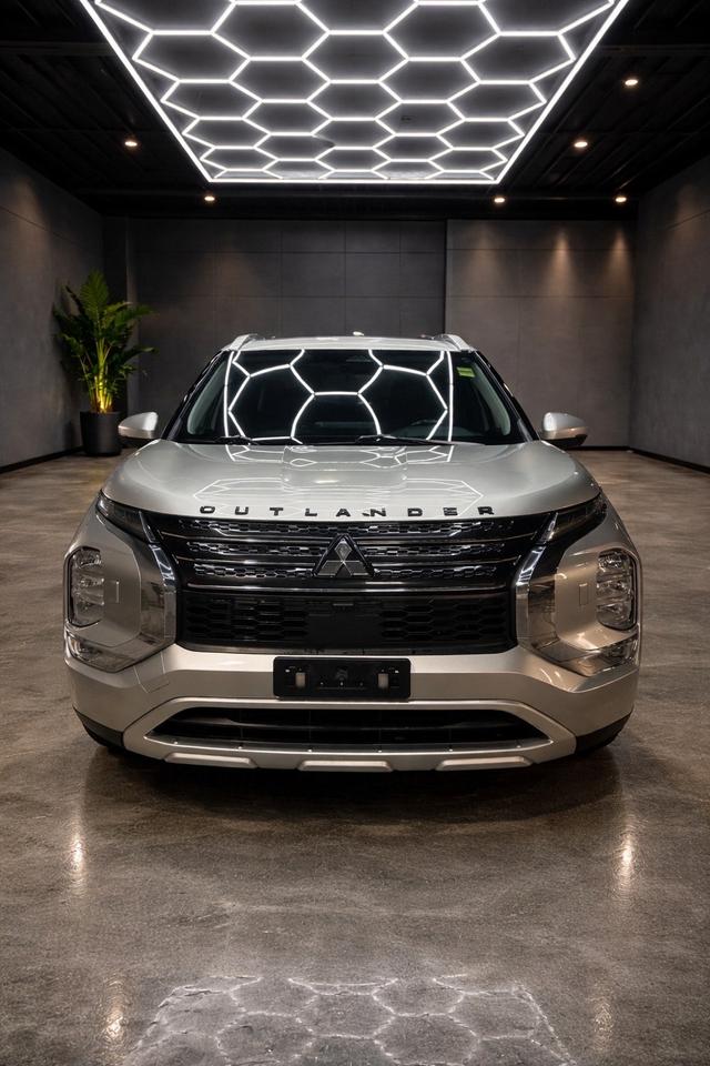 2022 Mitsubishi Outlander SE S-AWC Photo