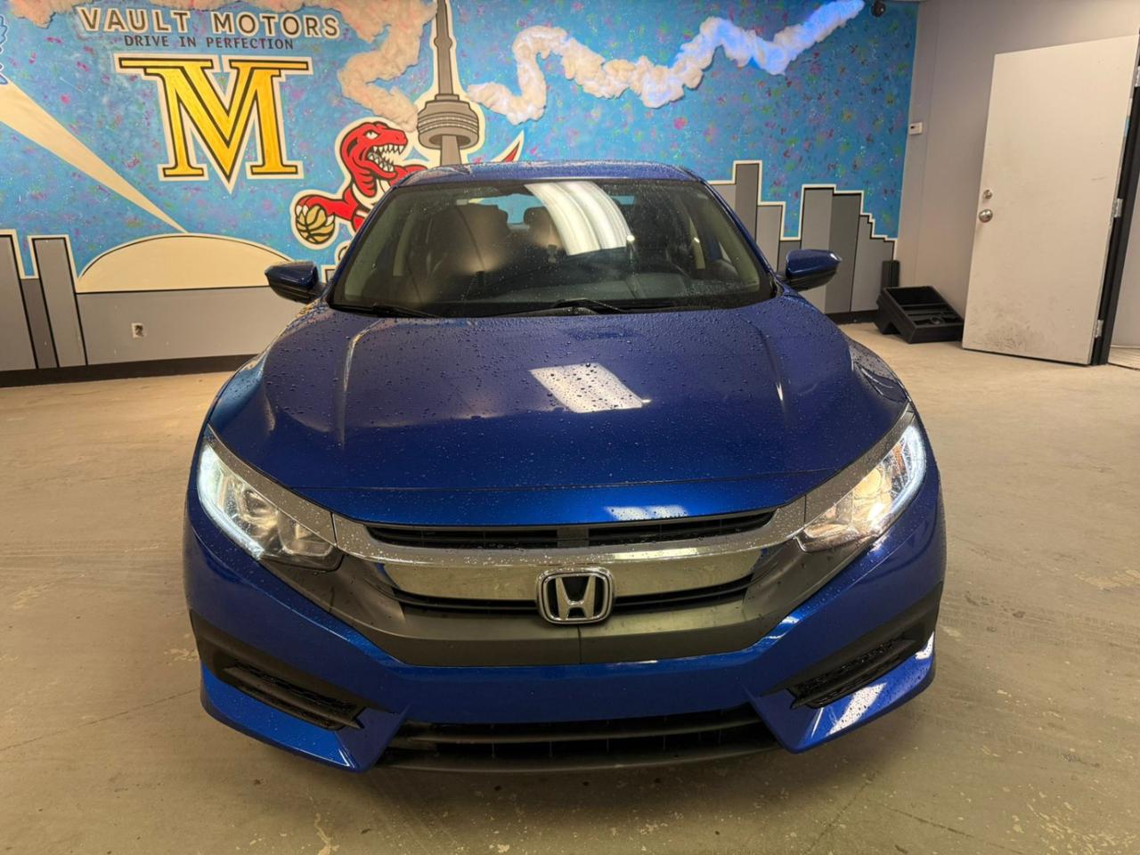 2017 Honda Civic 4dr Cvt Lx Photo4