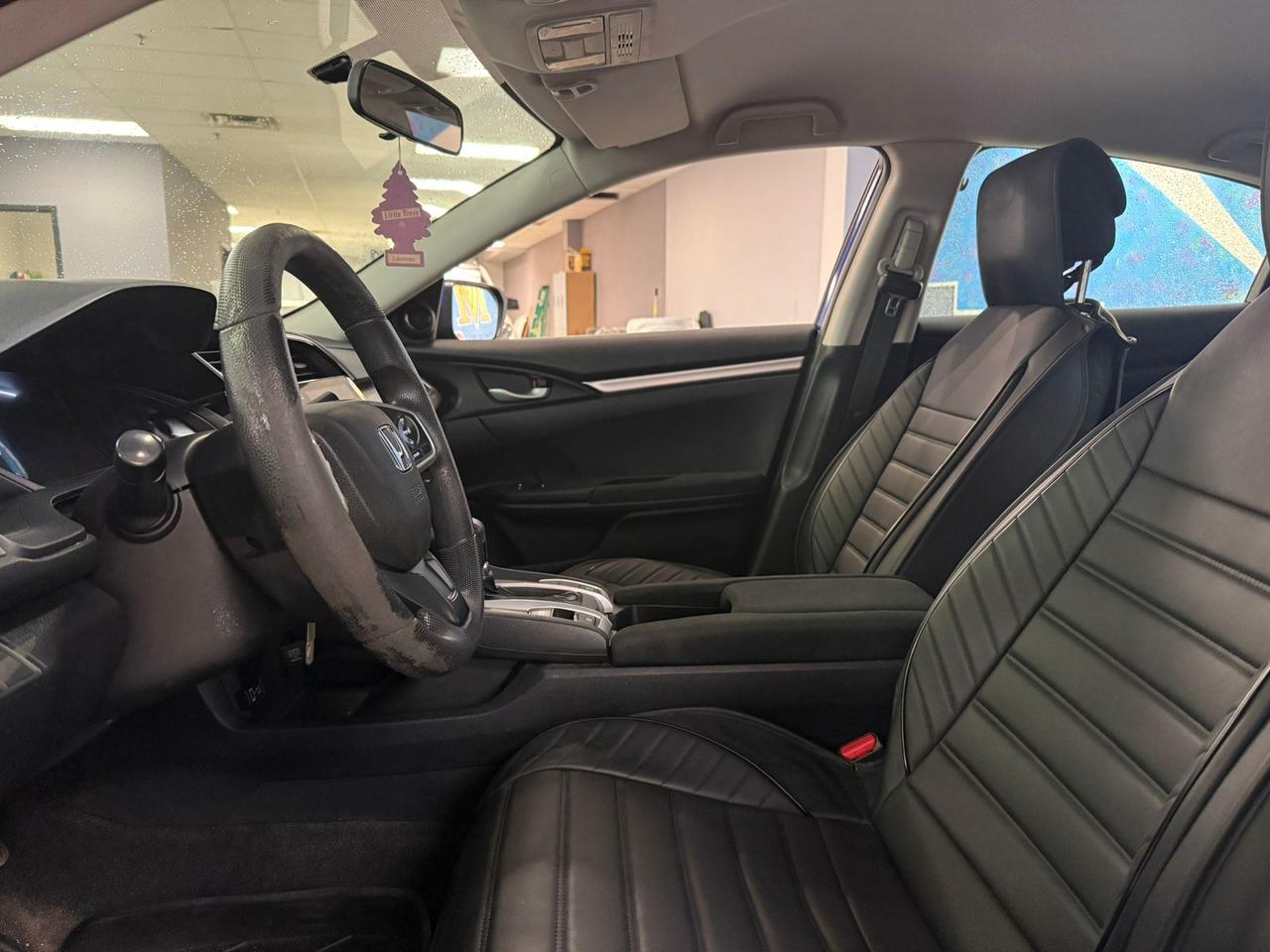 2017 Honda Civic 4dr Cvt Lx Photo