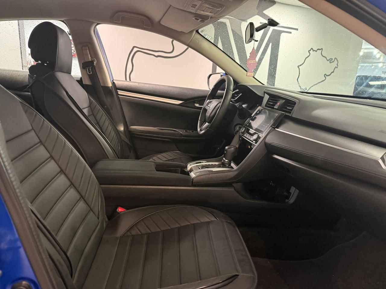 2017 Honda Civic 4dr Cvt Lx Photo
