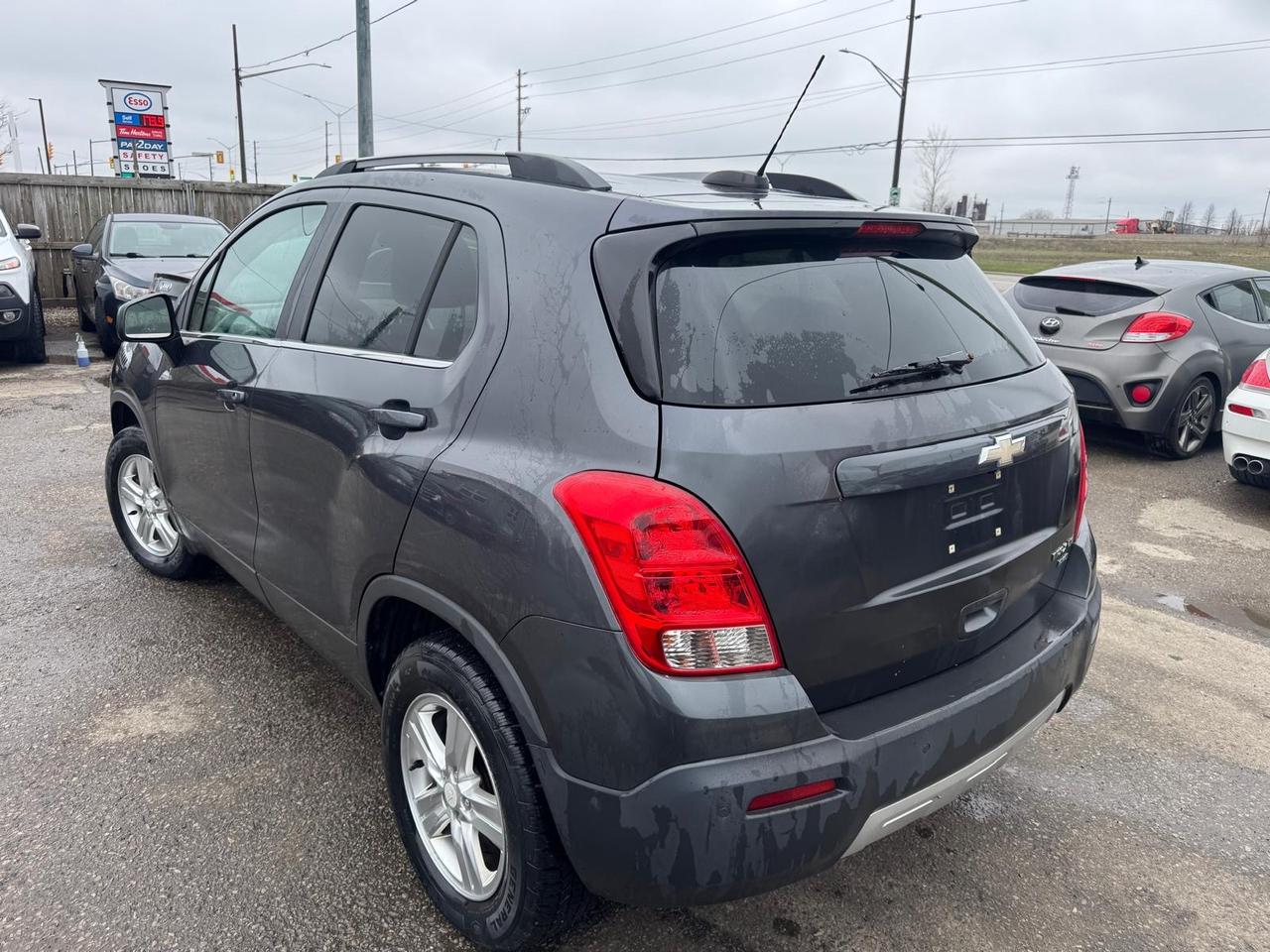 2016 Chevrolet Trax LT Photo2