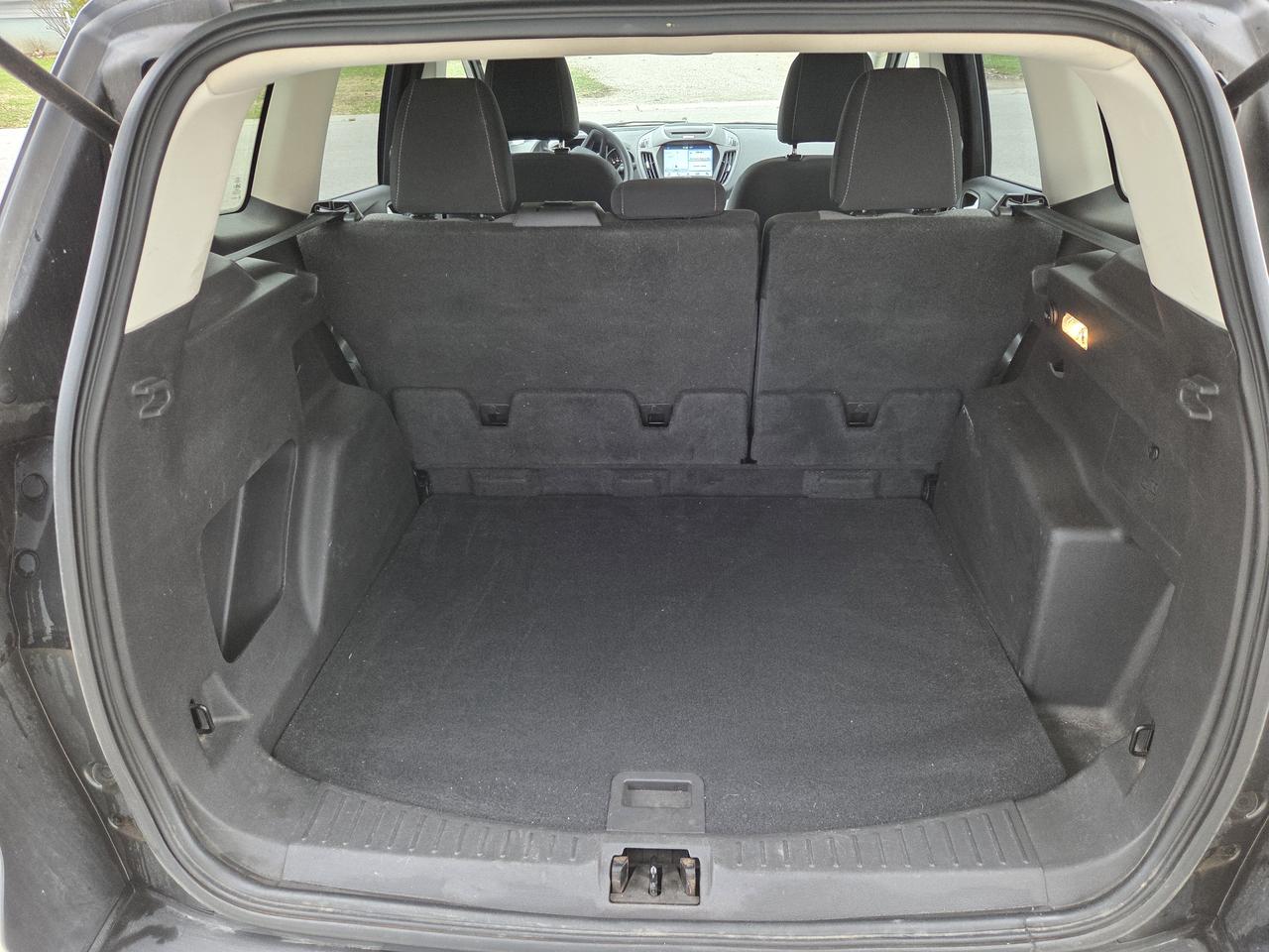 2017 Ford Escape SE Photo
