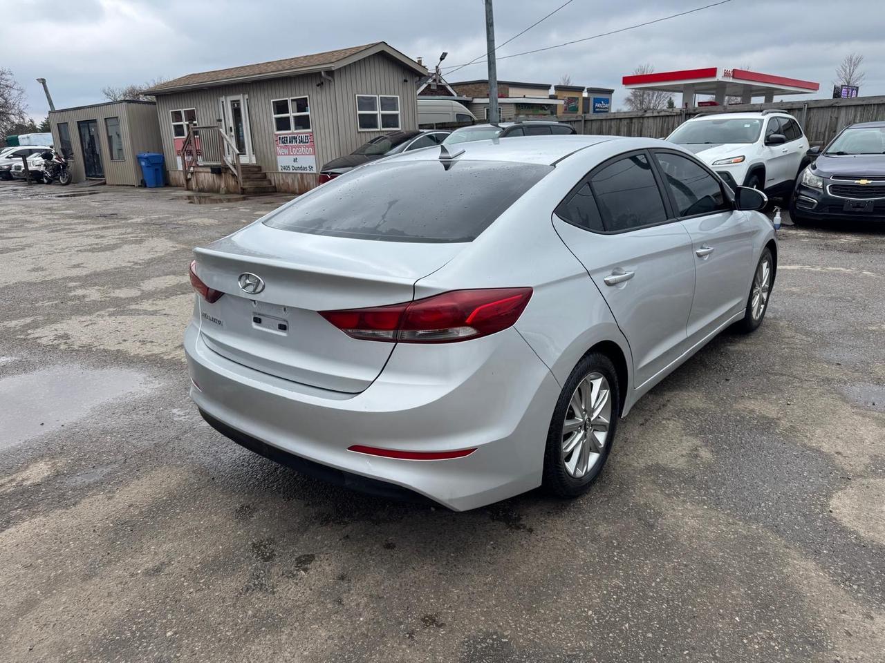 2018 Hyundai Elantra GL Photo4