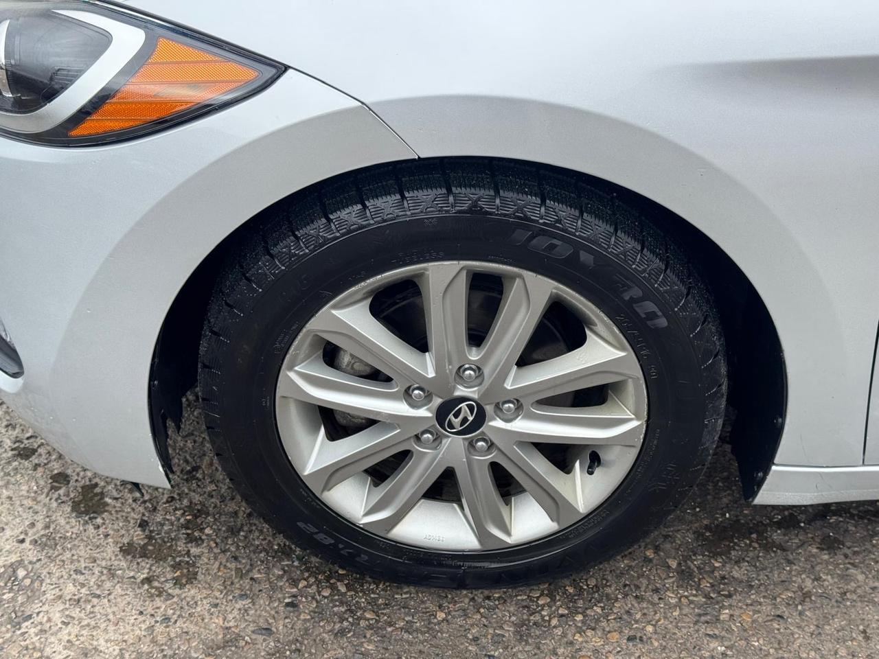 2018 Hyundai Elantra GL Photo