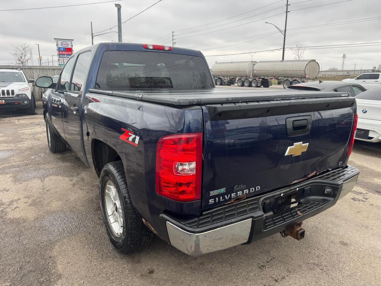 2010 Chevrolet Silverado 1500 LT Z71, RWD, CREW CAB, NO ACCIDENT, AS IS SPECIAL Photo2