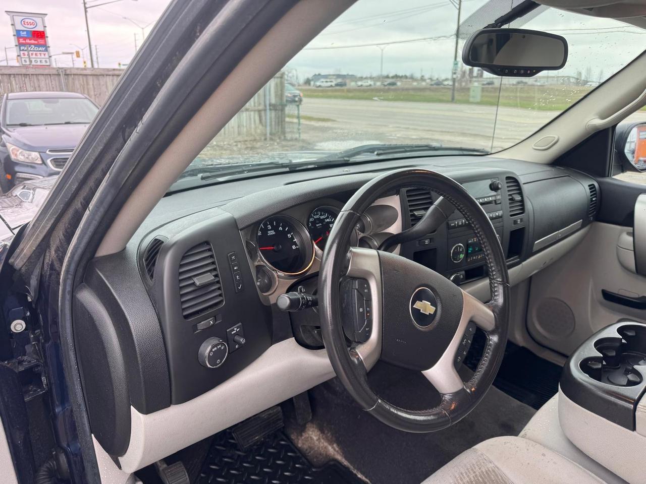 2010 Chevrolet Silverado 1500 LT Z71, RWD, CREW CAB, NO ACCIDENT, AS IS SPECIAL Photo