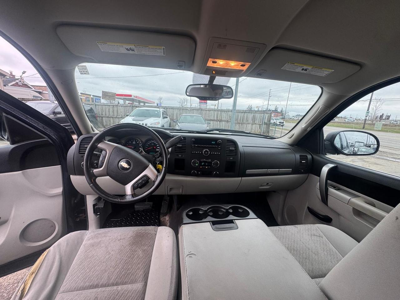 2010 Chevrolet Silverado 1500 LT Z71, RWD, CREW CAB, NO ACCIDENT, AS IS SPECIAL Photo