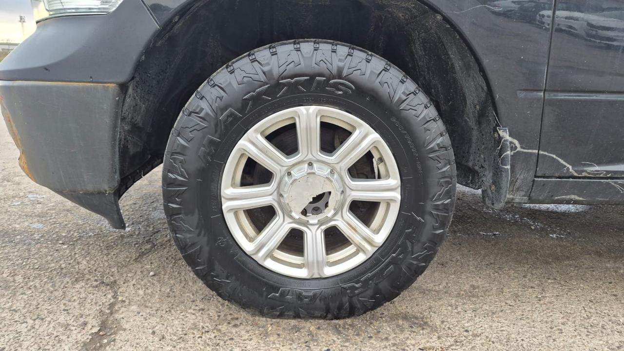 2015 RAM 1500 TRADESMAN, ECO DIESEL, RUNS ROUGH, TRADE IN, AS IS Photo