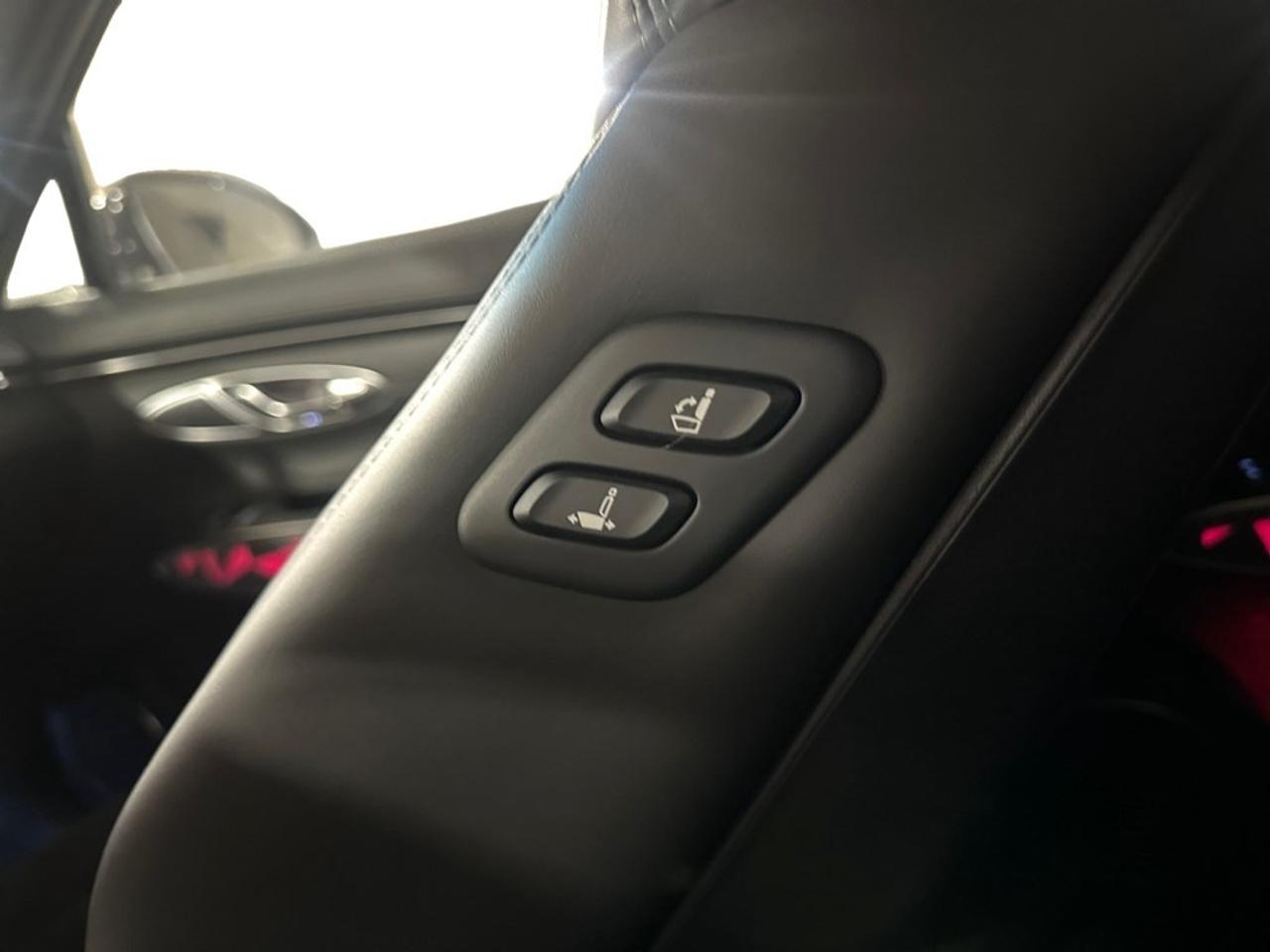 13903866