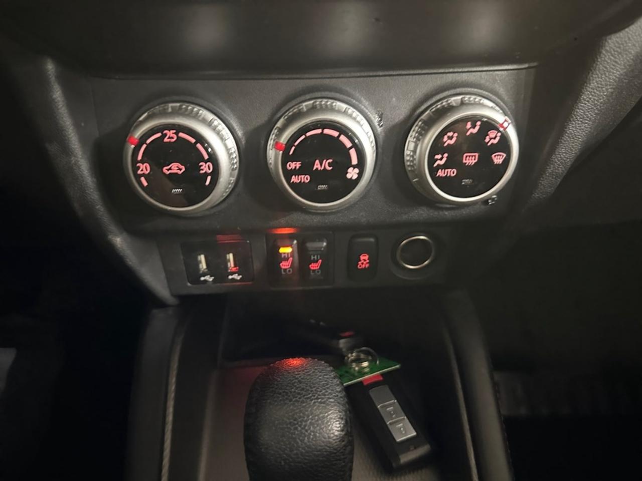 13903869