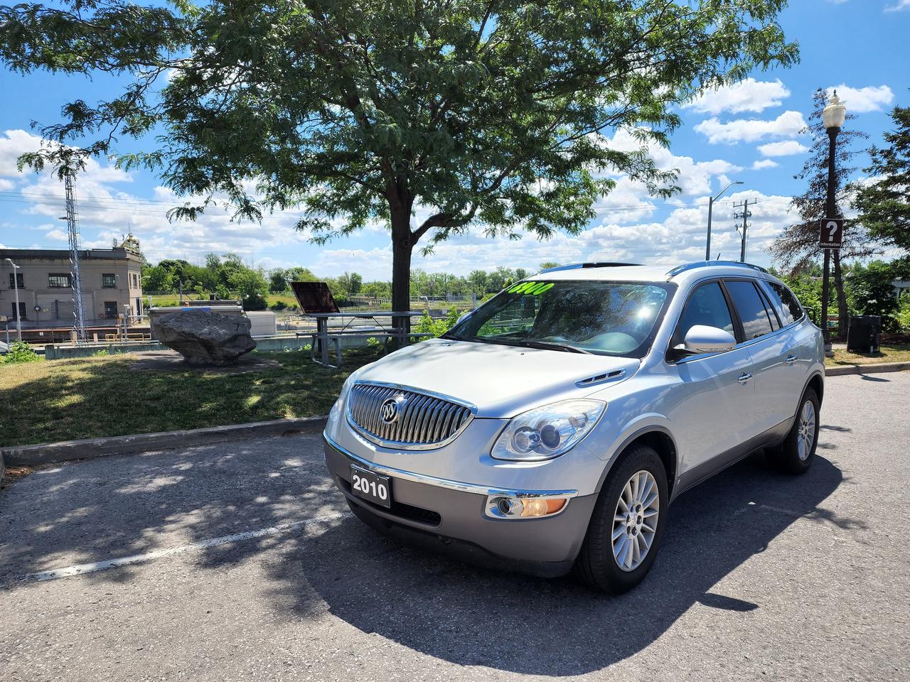 2010 Buick Enclave  - Photo #4