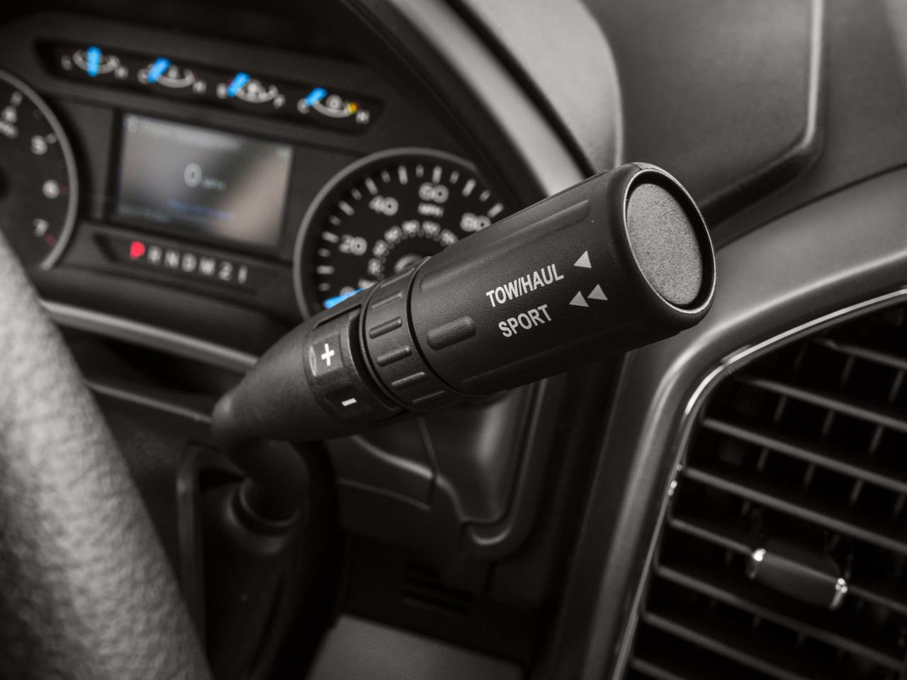 2016 Ford F-150 XLT 4WD SuperCrew 145 Photo