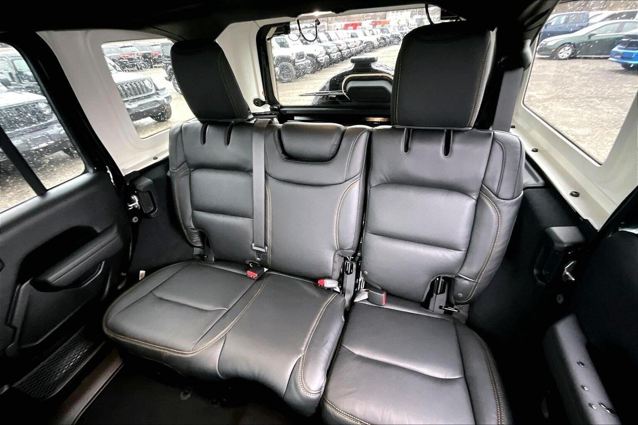2026 Jeep Wrangler WILLYS | Leather | Tech | Safety | Conv Grp | 6spd Photo