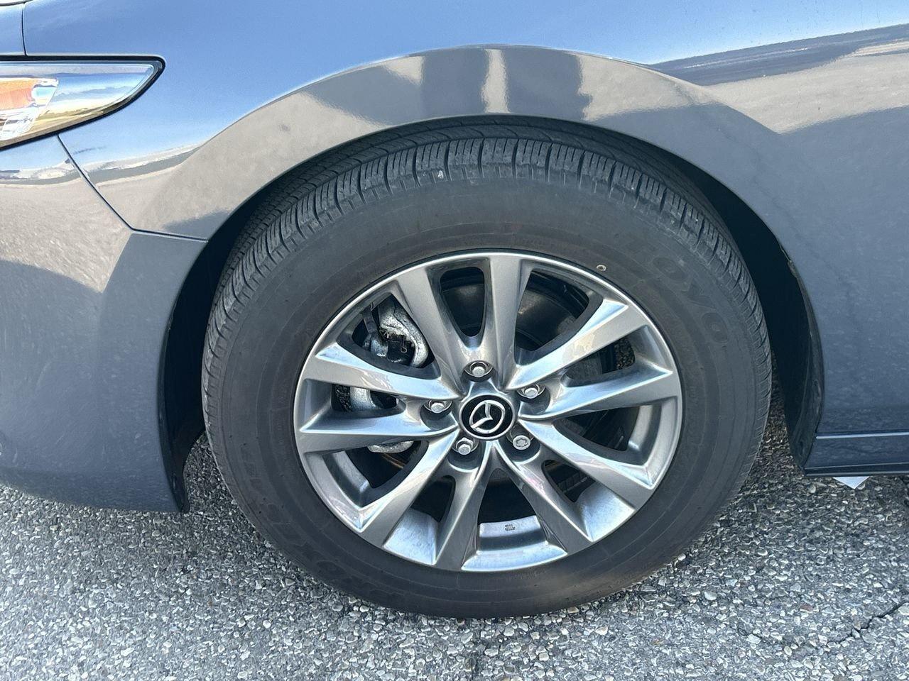 2024 Mazda MAZDA3 Sport GS Auto FWD Photo