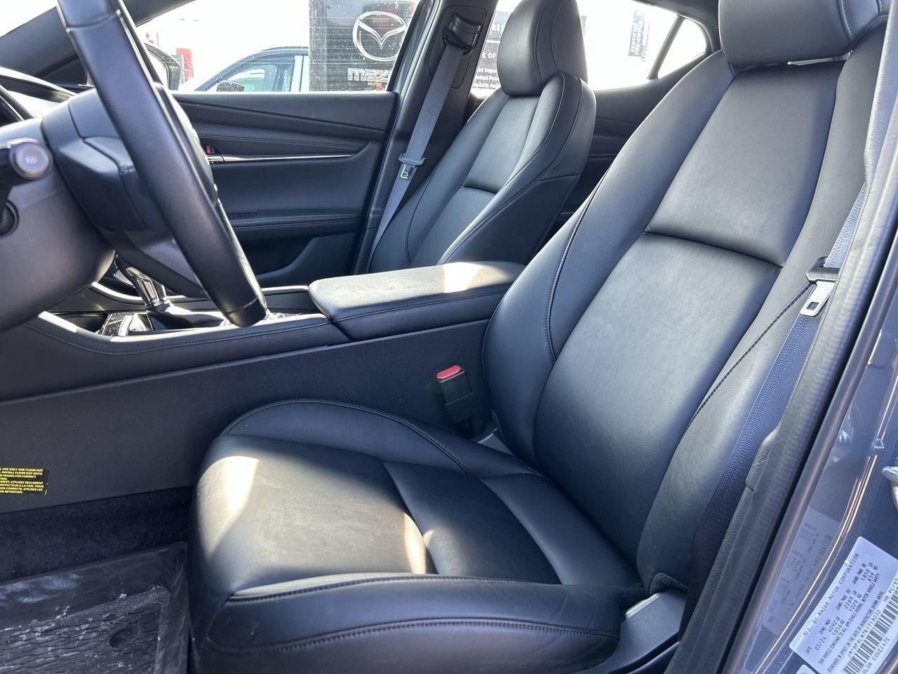 2024 Mazda MAZDA3 Sport GS Auto FWD Photo