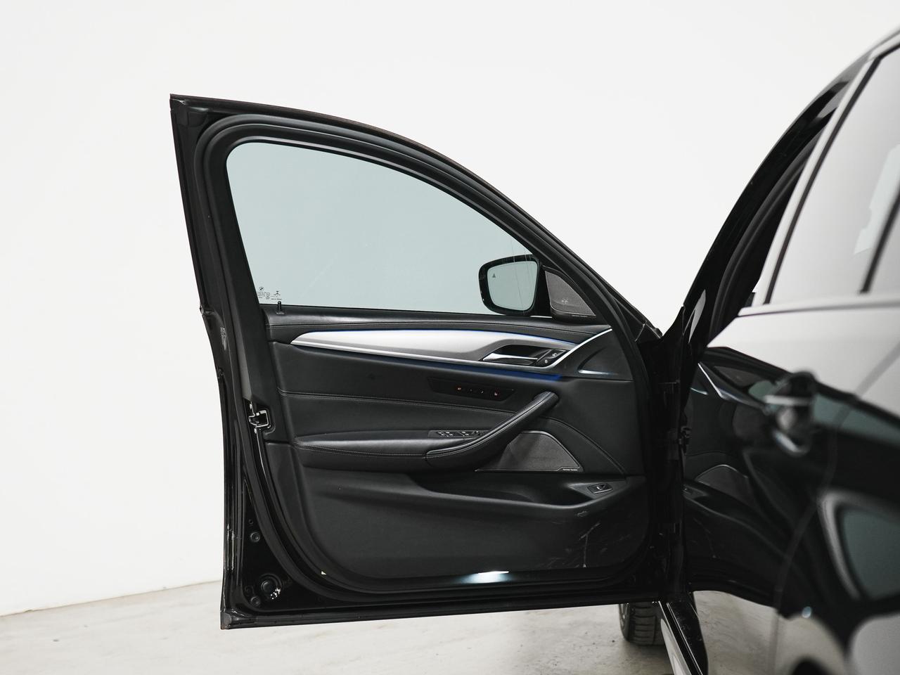 2019 BMW M5 COMPETITION | PREMIUM PKG | ASSIST PKG | 20 IN Photo