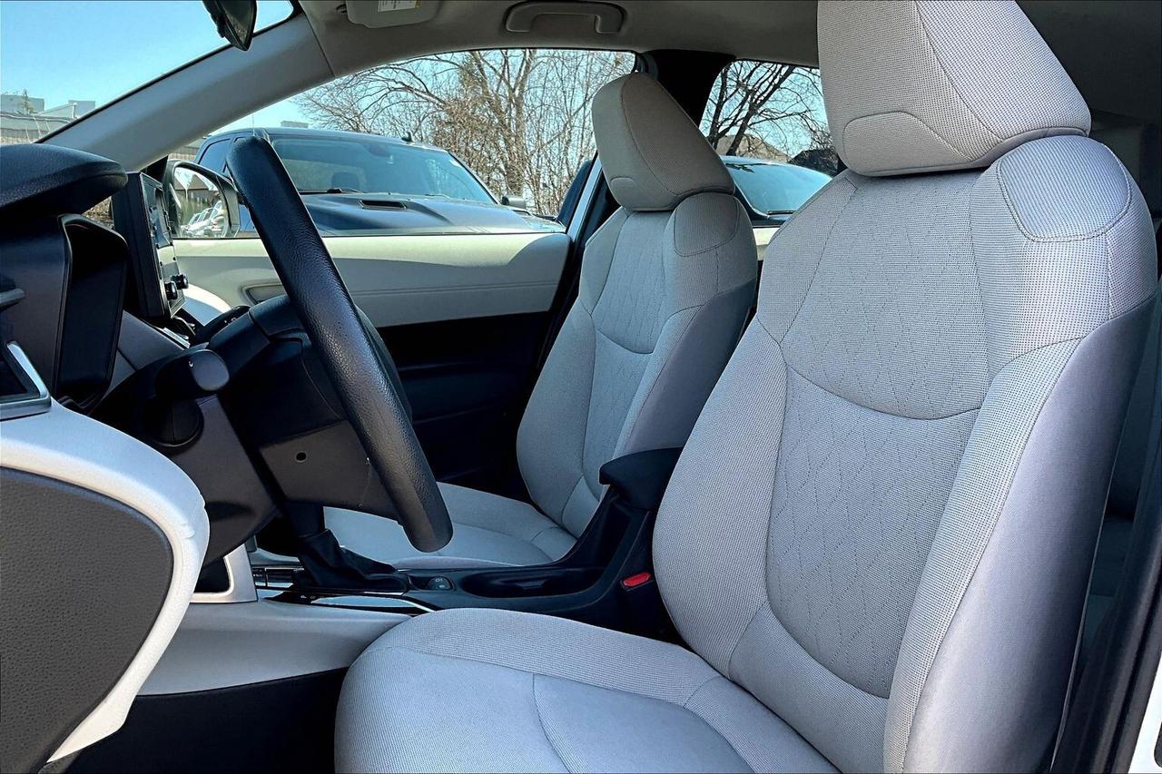 2022 Toyota Corolla Cross L | Heated Seats | SafetyTech | AWD Photo