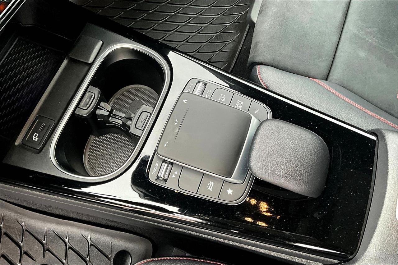 2021 Mercedes-Benz A-Class A250 | AMG Sport Pkg | Sunroof | NAV | AWD Photo