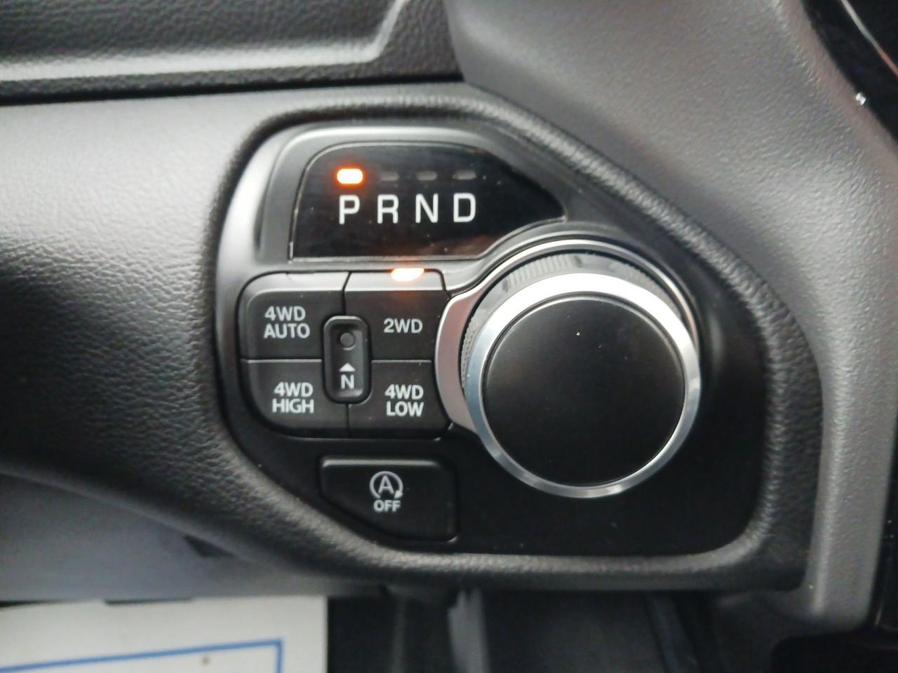 2024 RAM 1500 Big Horn Photo